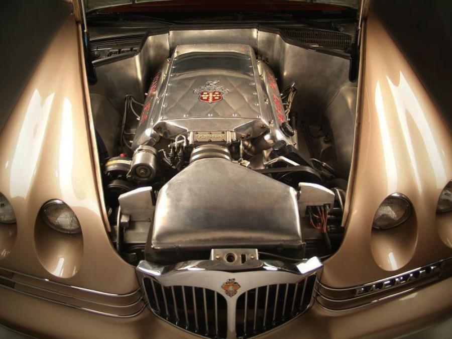 Моторный отсек Packard Twelve Concept 1999 года  (фото 35 из 38)